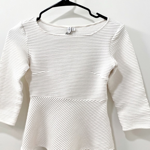 Other stories top - Picture 1 of 4